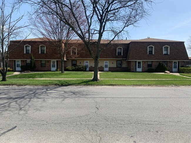 Foto del edificio - Parkwood Townhomes