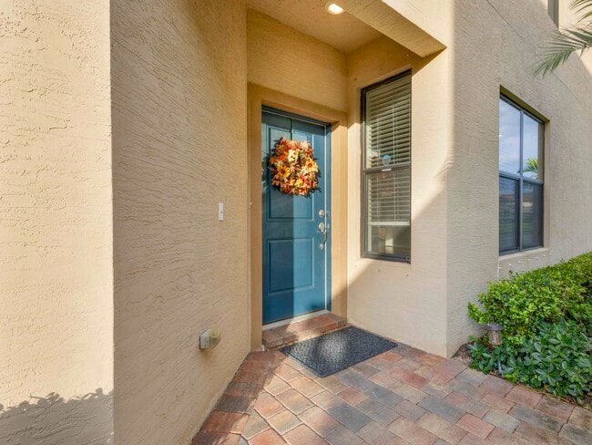 Building Photo - 2366 Byron St