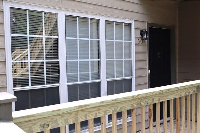 Foto del edificio - 308 Mill Pond Ct SE