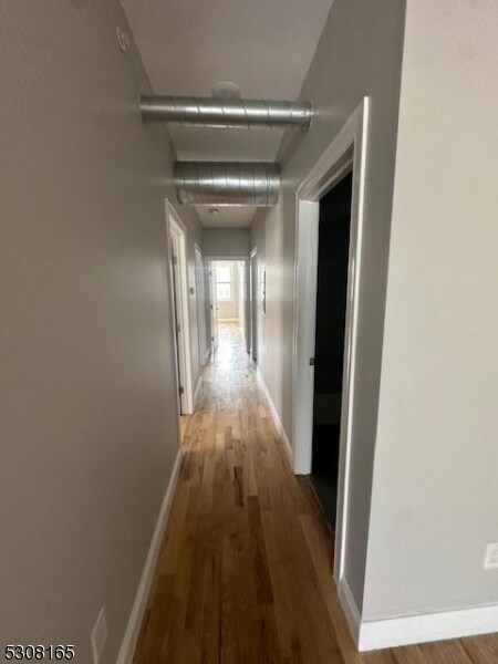Foto del edificio - 619 E 26th St