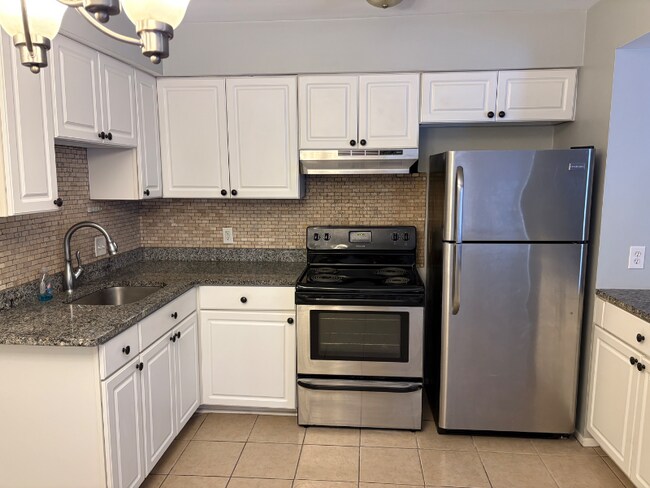 Foto del edificio - 19815 E 14 Mile Rd