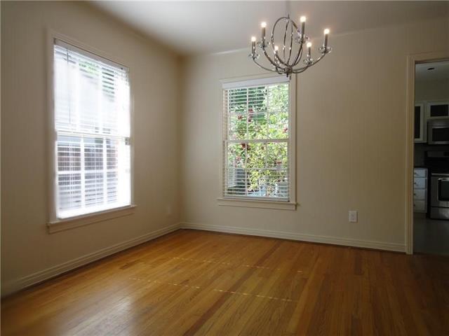 Foto del edificio - 6259 Kenwood Ave
