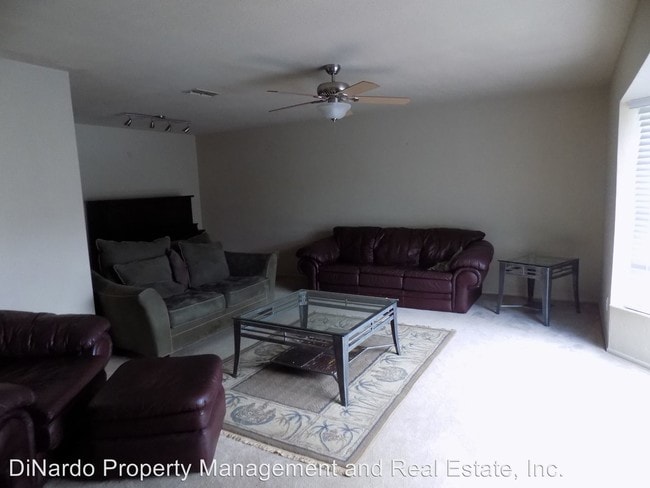 Building Photo - 3 br, 2 bath House - 675 Reillys Rd