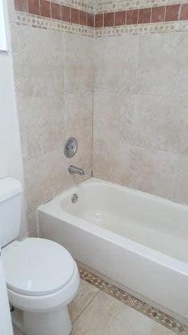 Foto del edificio - 9101 NW 38th Dr