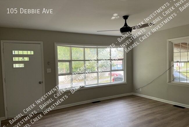 Building Photo - 105 Debbie Ave