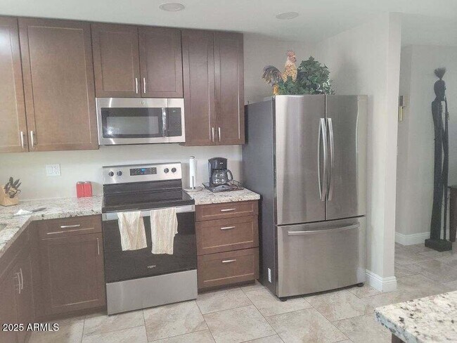 Foto del edificio - 10544 W Cheryl Dr