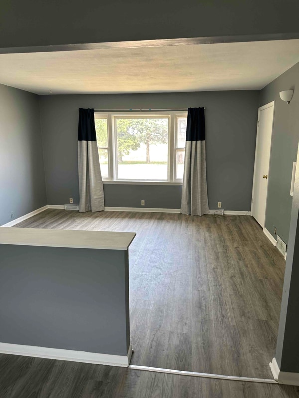 Building Photo - 149 E 1st St