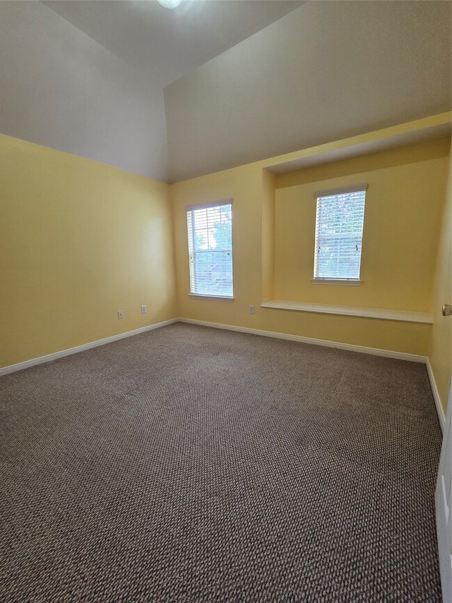 Building Photo - 6030 Gablestone Ln