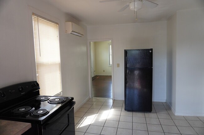 Foto del edificio - 3031 Hamilton Ave
