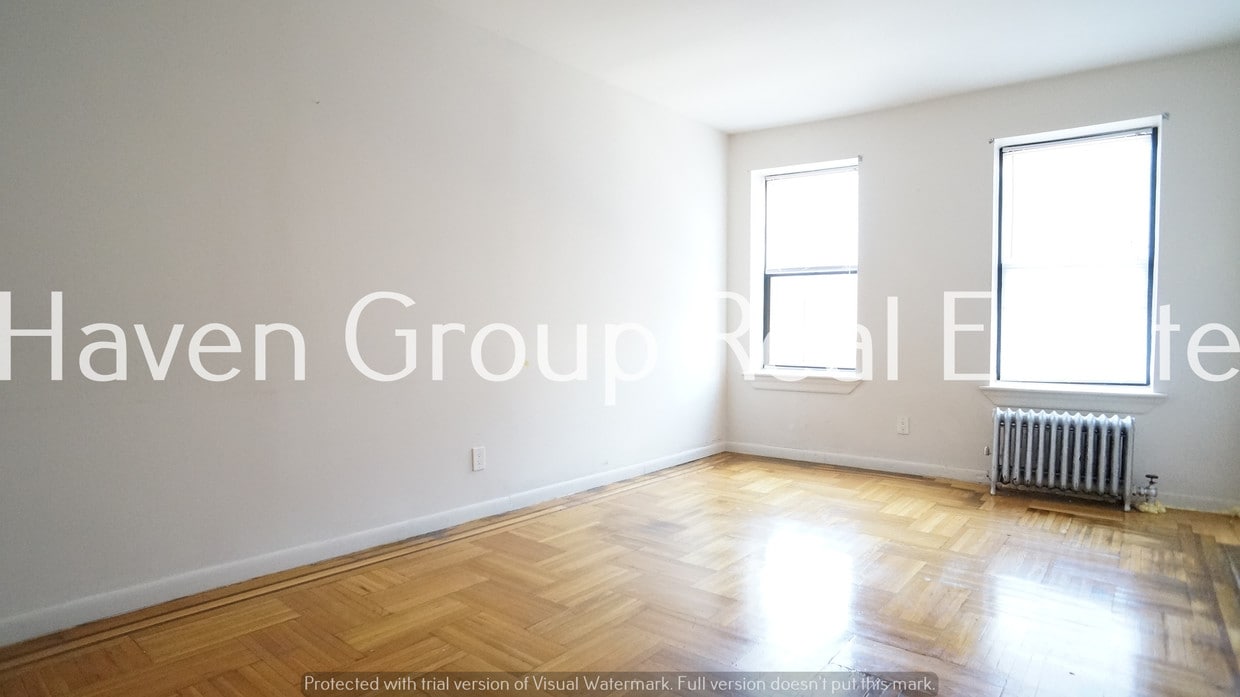 Primary Photo - 2825 Grand Concourse