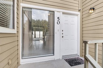 Building Photo - 50 April Point Dr S