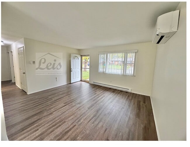 Foto del edificio - 1449 Skylark Dr