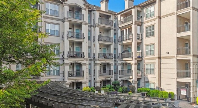 Foto del edificio - 2910 Clairmont Rd