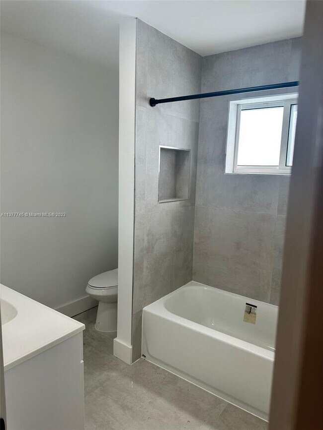 Foto del edificio - 3970 SW 58th St