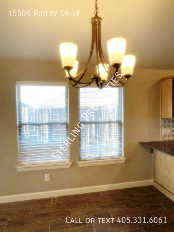 Foto del edificio - 15509 Ridley Dr