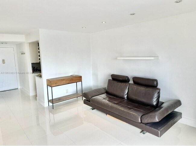 Building Photo - 8400 Byron Ave