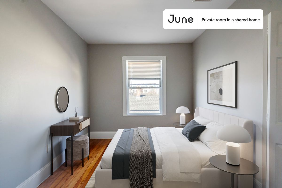 Private bedroom in 4 bed/1.5 bath Home - Private bedroom in 4 bed/1.5 bath Home