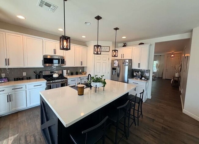 Building Photo - 9033 W Birchover Dr