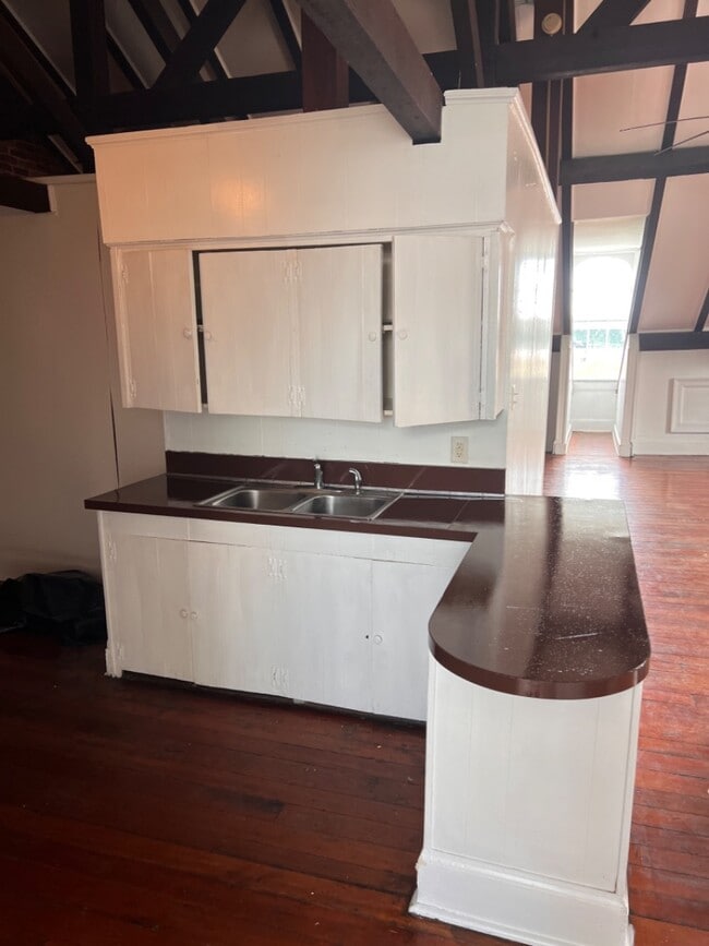 Building Photo - 1301 Decatur St