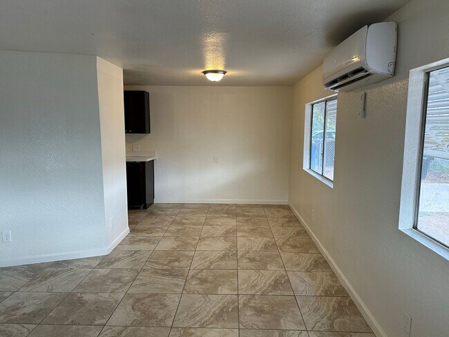 Foto del edificio - Cozy 3 bedroom 2 bathroom home in Mesa