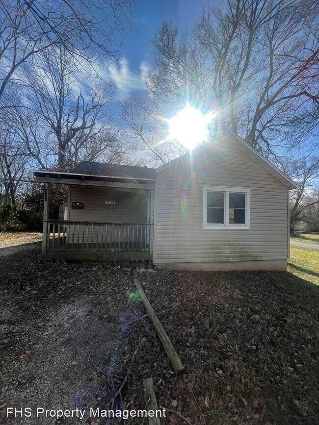 Foto del edificio - 2 br, 1 bath House - 2756 W College Street