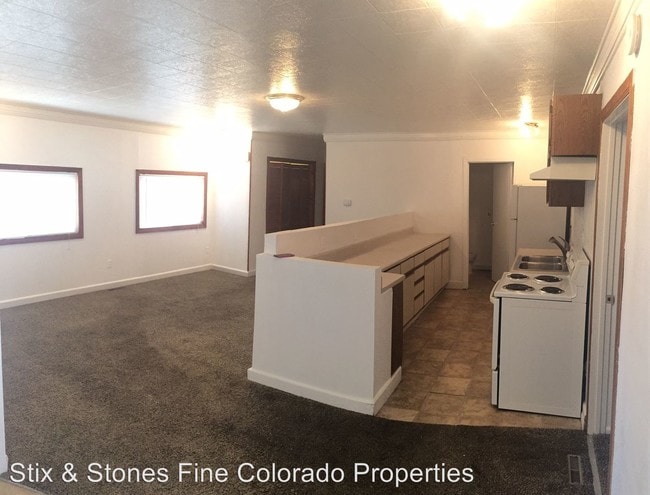 Building Photo - 4089 S Acoma St