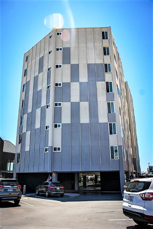 Building Photo - 3121 W Coast Hwy