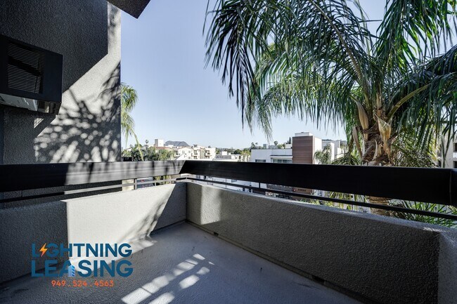 Foto del edificio - 11227 Morrison St