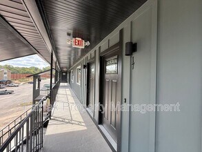Building Photo - 1309 Hudson Ave