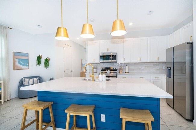 Building Photo - 847 Longboat Dr