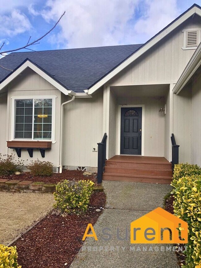 Foto del edificio - Wont Last Long---- 3 bed 2 Bath fenced back yard