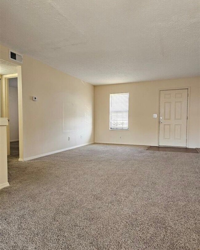 Foto del edificio - 2841 Frontier Ct