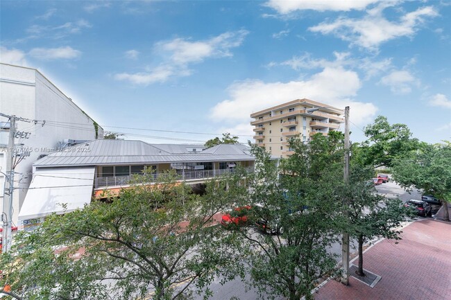Building Photo - 3339 Virginia St