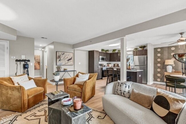 Building Photo - Albion on Lake Cook