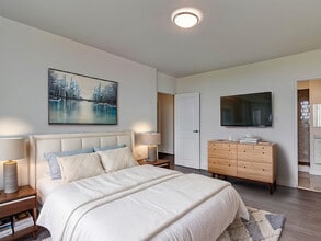 Building Photo - Forestview Apartments