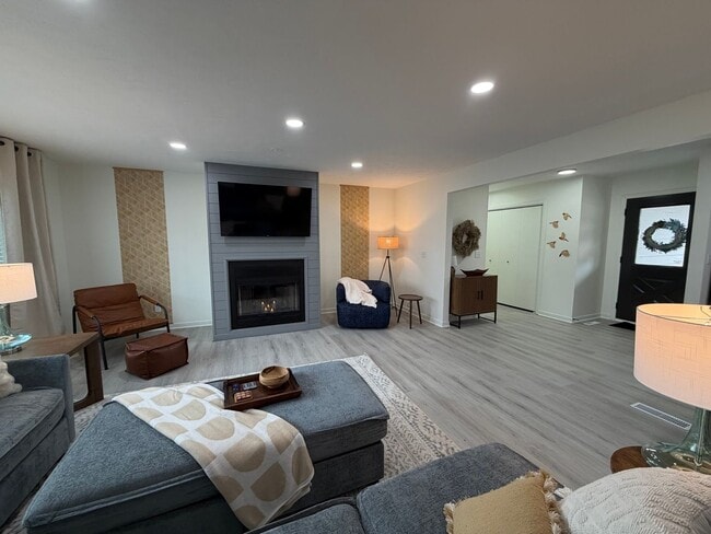 Building Photo - Modern Westfield Ranch | Game Room | Fenced Yard | Near Grand Park