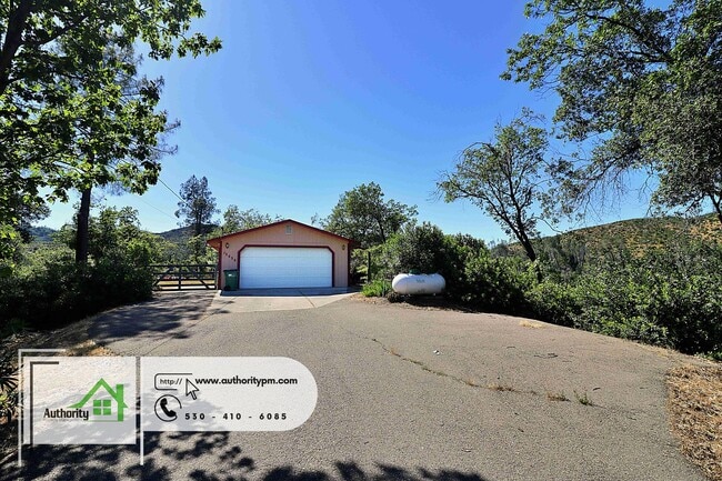 Building Photo - 15656 Eureka Way - Close to Whiskeytown La...