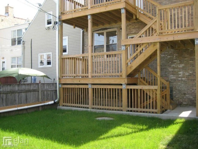 Building Photo - 3 br, 1 bath  - 2936 N FAIRFIELD Apt 2 Unit 2