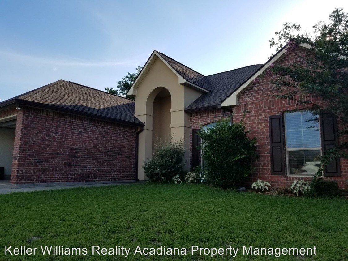 Foto principal - 3 br, 2 bath House - 111 Endicott
