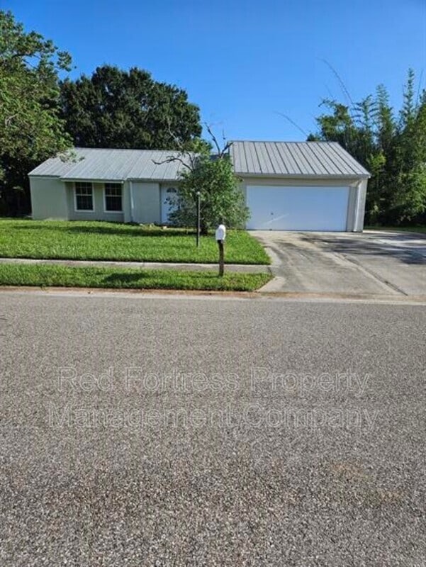 Building Photo - 15836 Keygrass Ln