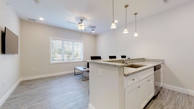 Foto del interior - 309 W Washington