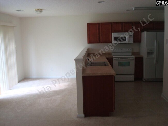 Building Photo - 132 Kingston Ridge Dr