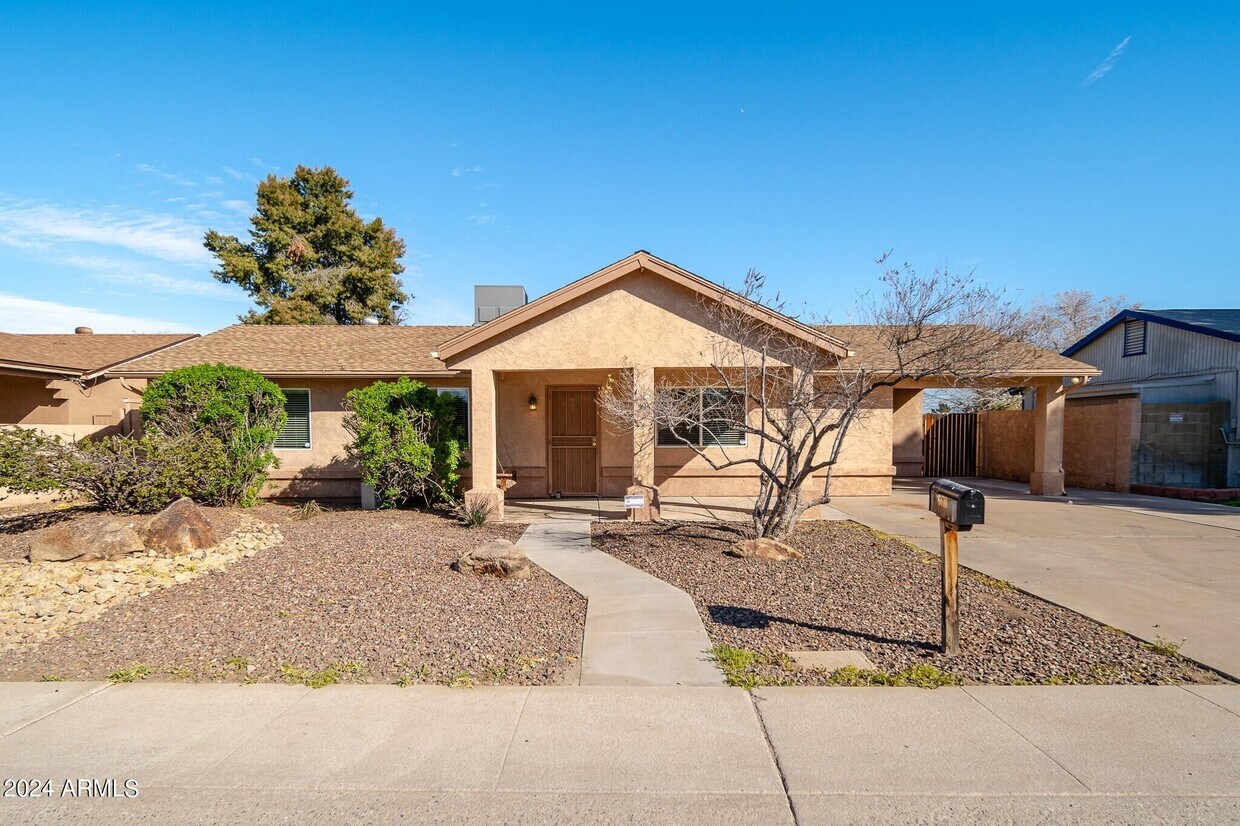 Foto principal - 6610 W McKinley St