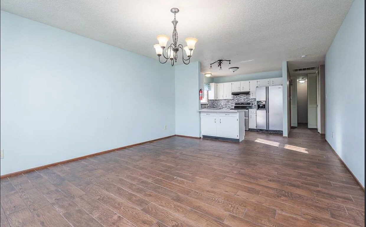Foto del edificio - 2717 W Middleground Dr