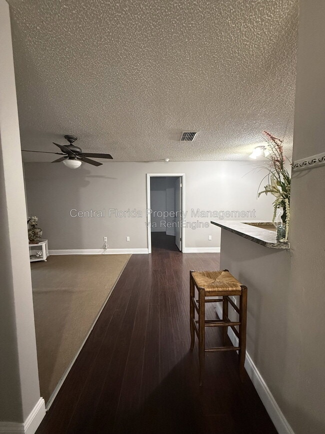 Building Photo - 2501 Grassy Point Dr