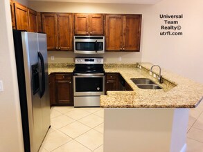 Building Photo - 13661 Julias Way