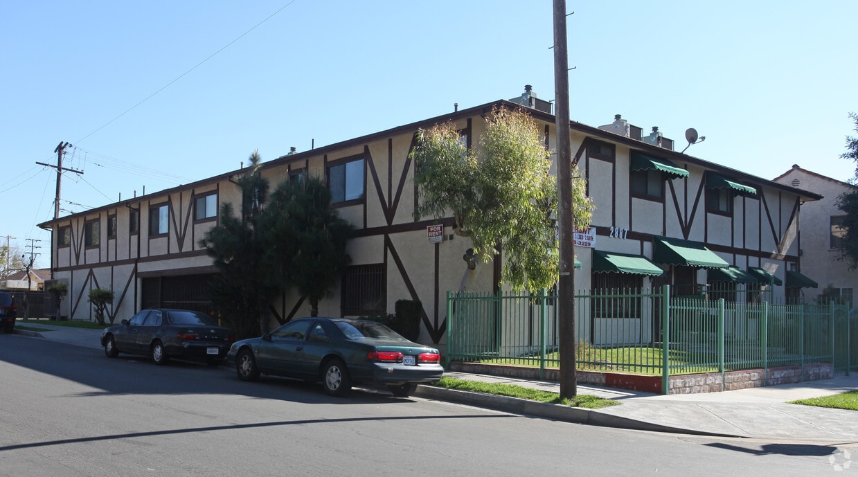 Building Photo - 2887 W Avenue 35