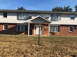 Primary Photo - 39 Turner Dr
