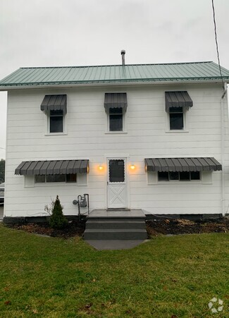 Building Photo - 144 Pine St