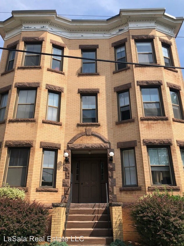 Primary Photo - 14 Essex St